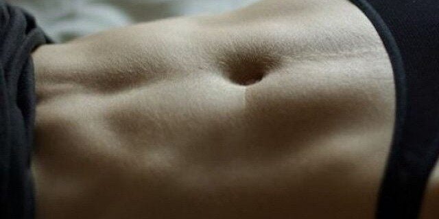 this-exercise-is-more-efficient-than-1000-abs-spend-60-seconds-a-day-doing-this-exercise-and-in-just-one-month-your-abdomen-is-going-to-become-flat-1118856