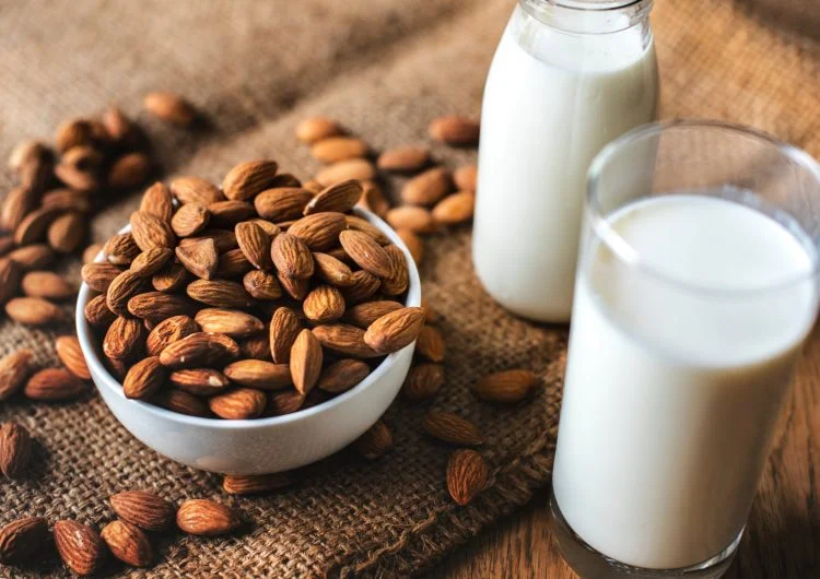 nuts-milk