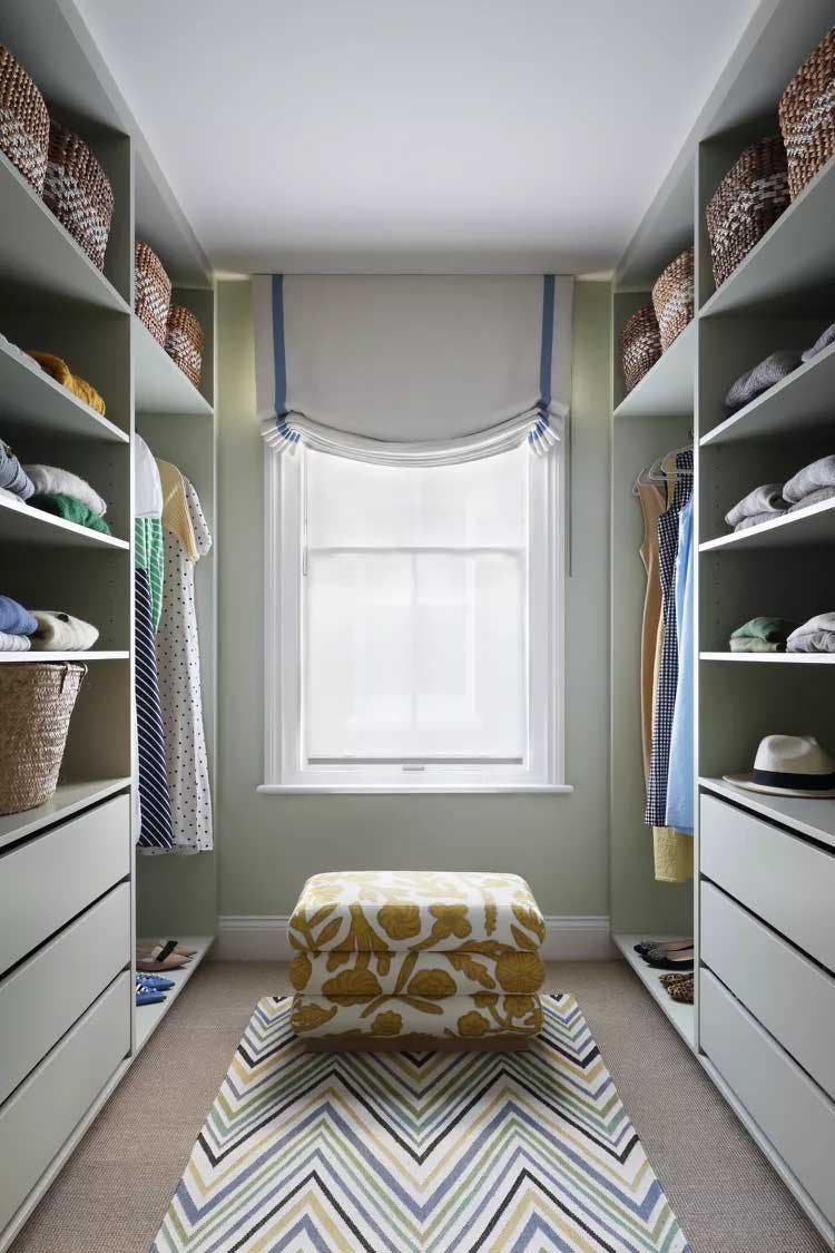18 Shades of Sage Green Paint Colors for a Soothing Space 8 A dressing room with sage green