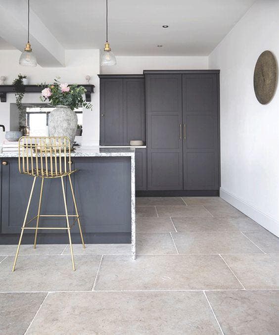 Grey tiles in the kitchen